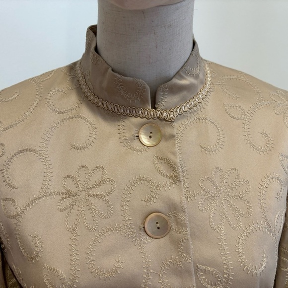 NWOT TAN EMBROIDERED RELAXED FIT JACKET W MANDARIN COLLAR & ABALONE BUTTONS 8P - Picture 5 of 14